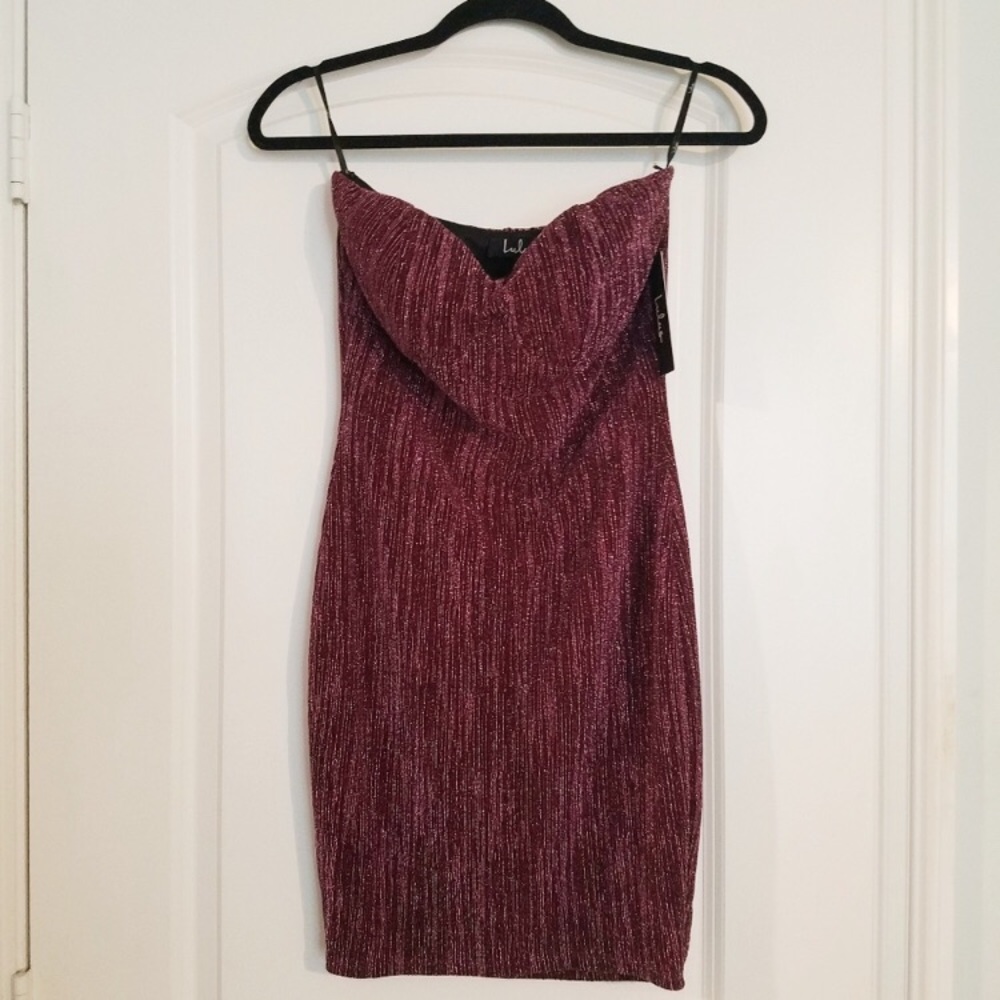 NWT Lulu’s shimmery cocktail dress